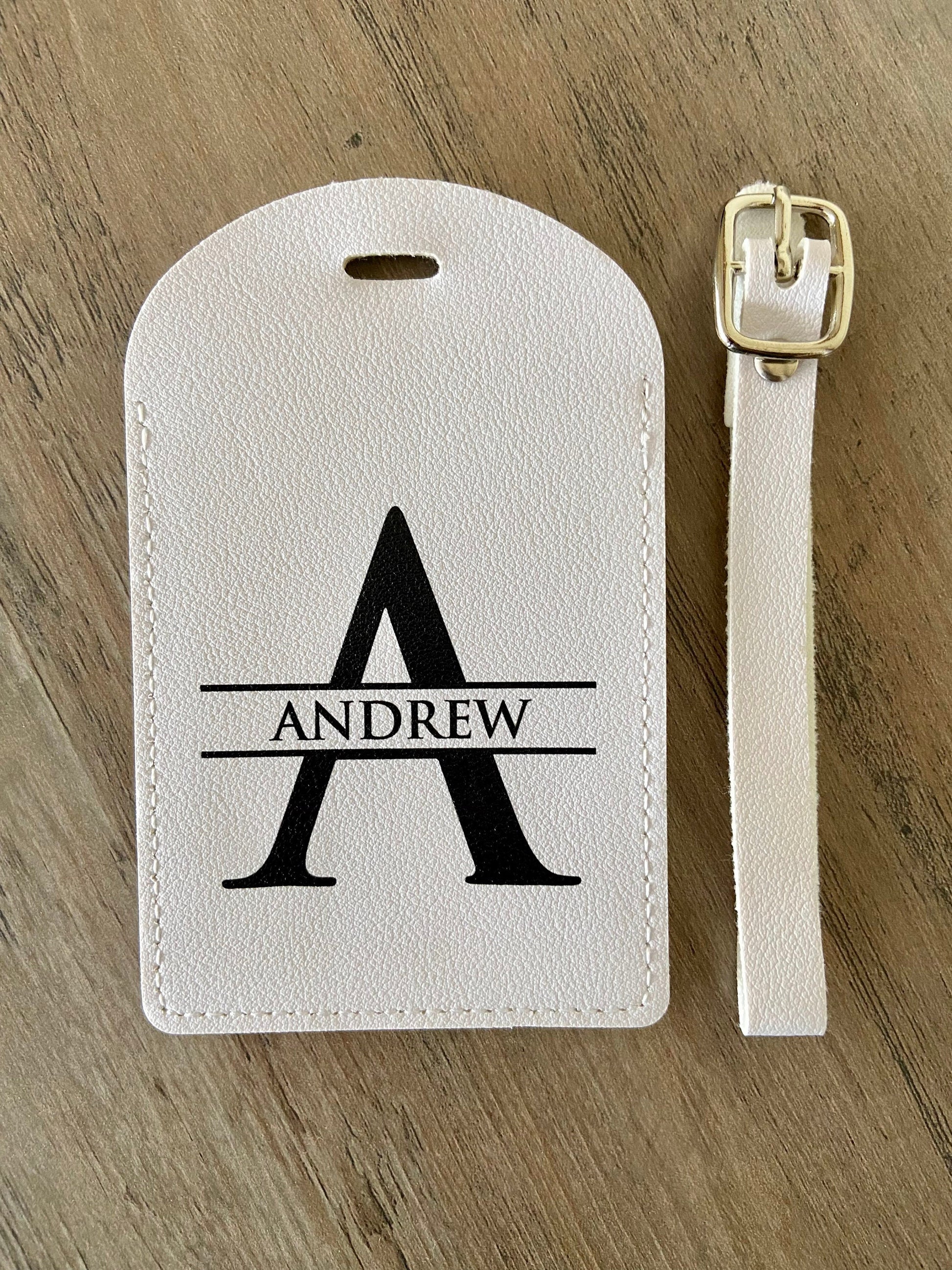 Personalized Leather Luggage Tag: Custom Travel Gift