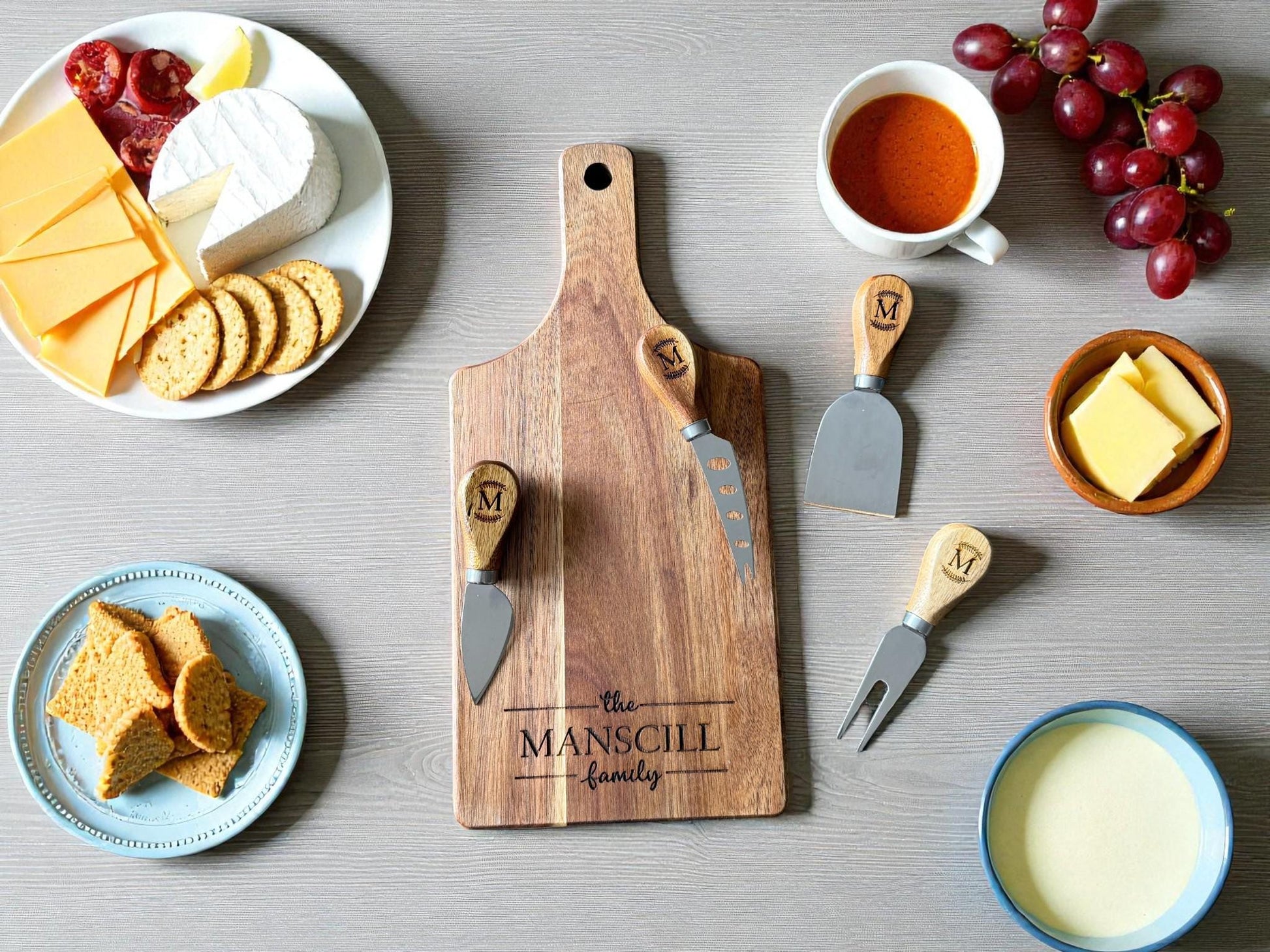 Personalized Acacia Serving Board Gift Set — Laser Engraved Family Name | Cheese Board with 4 Tools & Gift Box