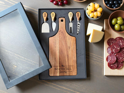 Personalized Acacia Serving Board Gift Set — Laser Engraved Family Name | Cheese Board with 4 Tools & Gift Box