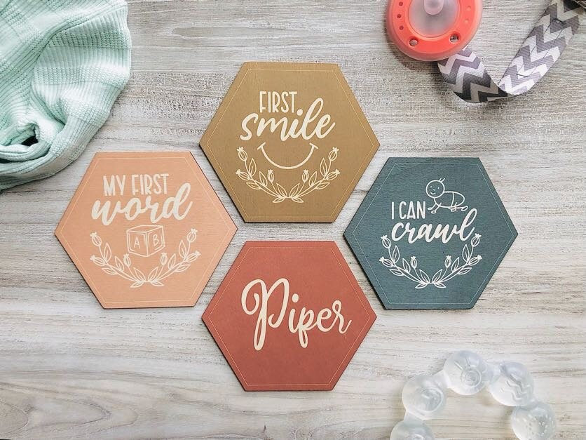 Wooden Milestone Markers, Hexagon Baby Monthly Milestone Cards, First Year Photo Props, Baby Shower Gift